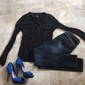 Basic black V neck Express sweater